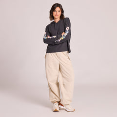 Women's Detailed Row of Wildflowers Crusher Boxy Hoodie