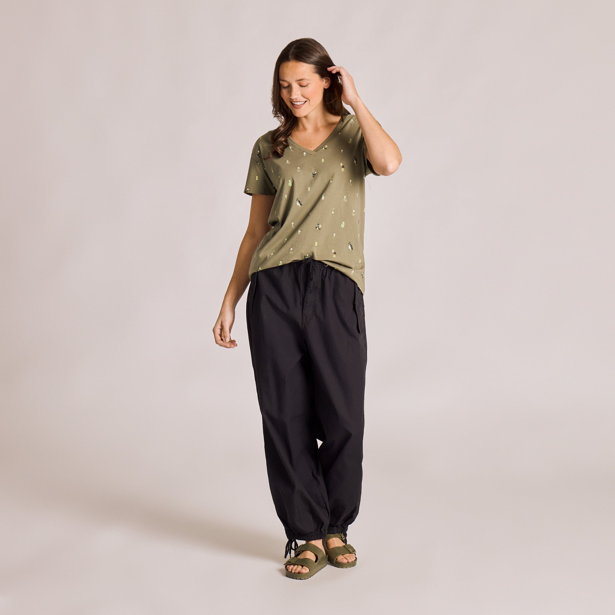 Women's Cats and Plants Pattern Crusher-LITE Easy Vee