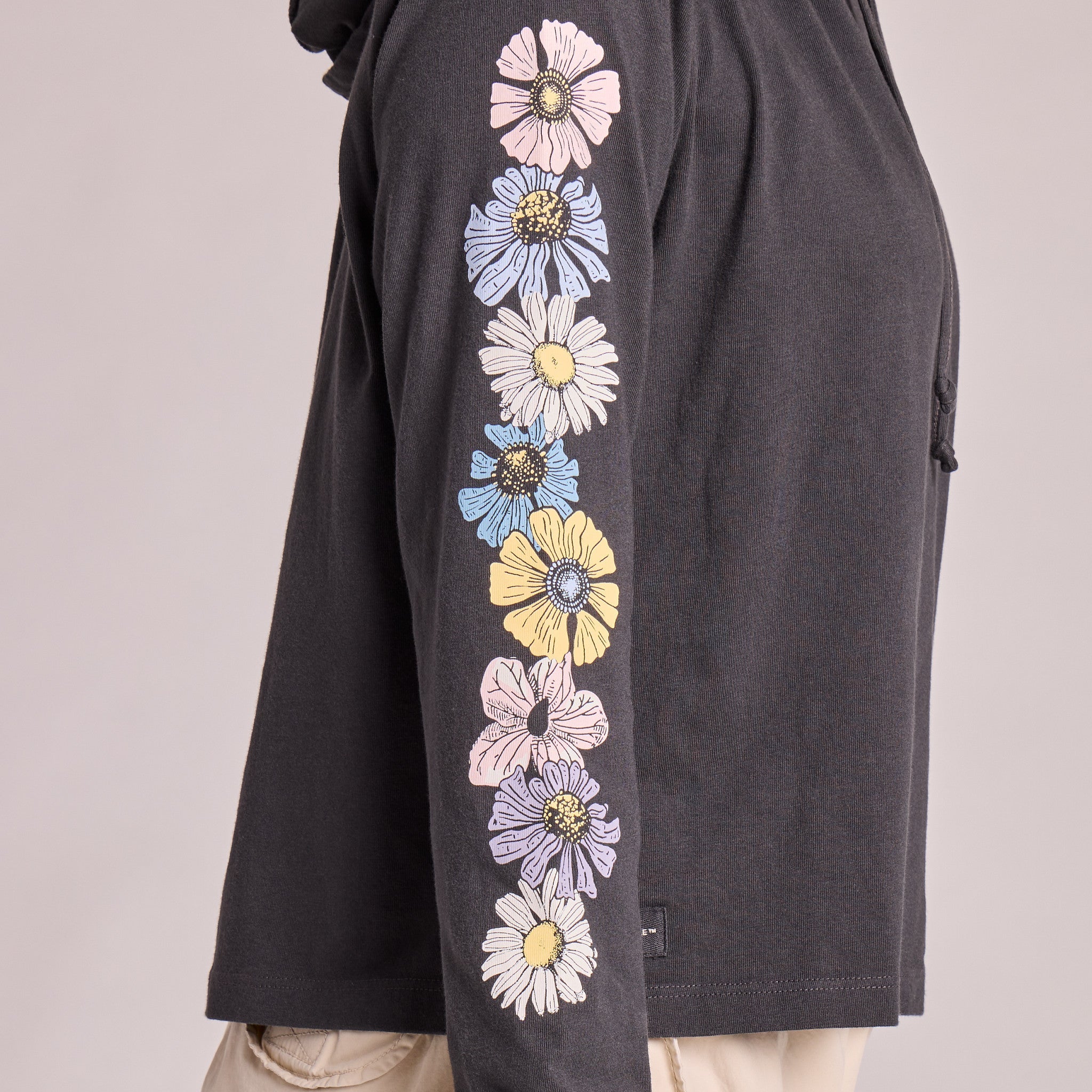 Women's Detailed Row of Wildflowers Crusher Boxy Hoodie