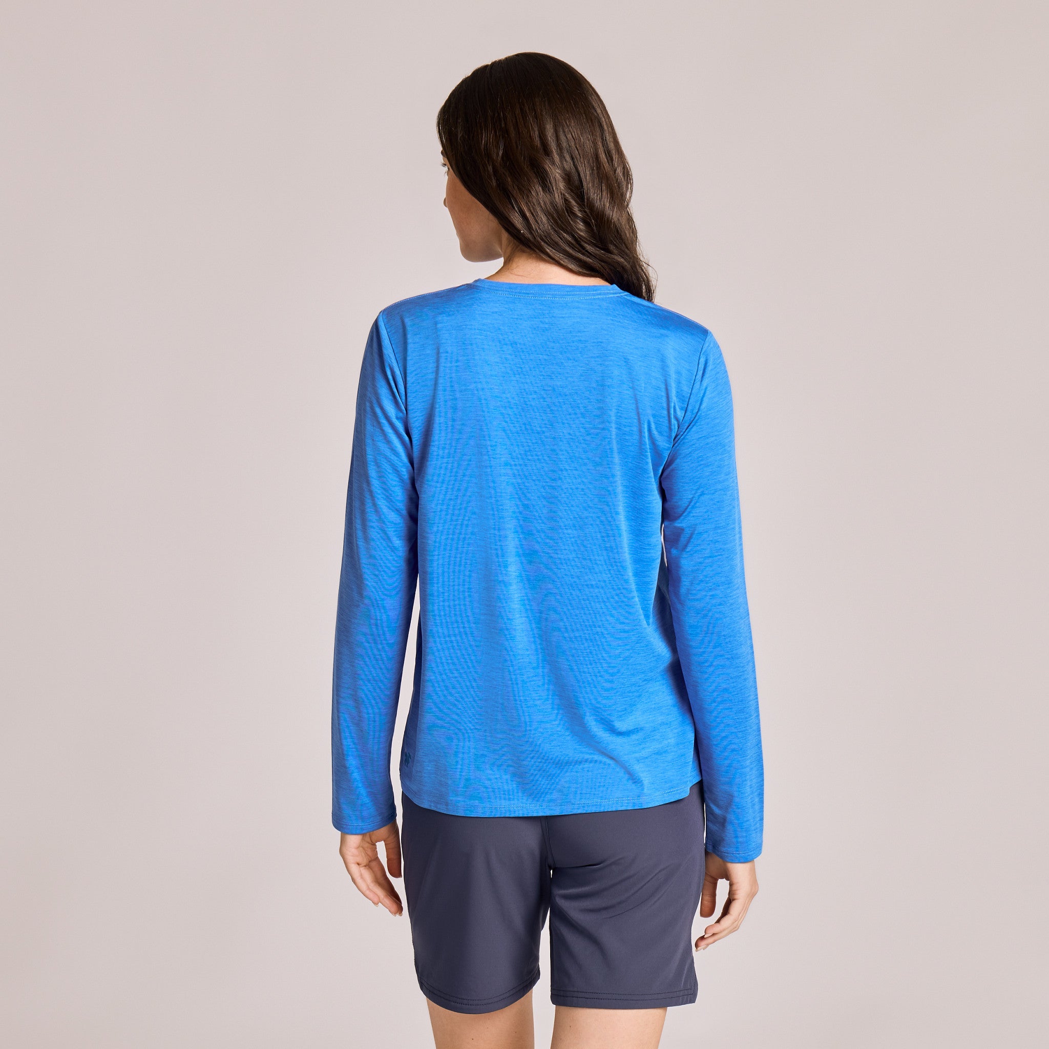 Women's Clean Stacked Branding Long Sleeve Sun Crusher Tee